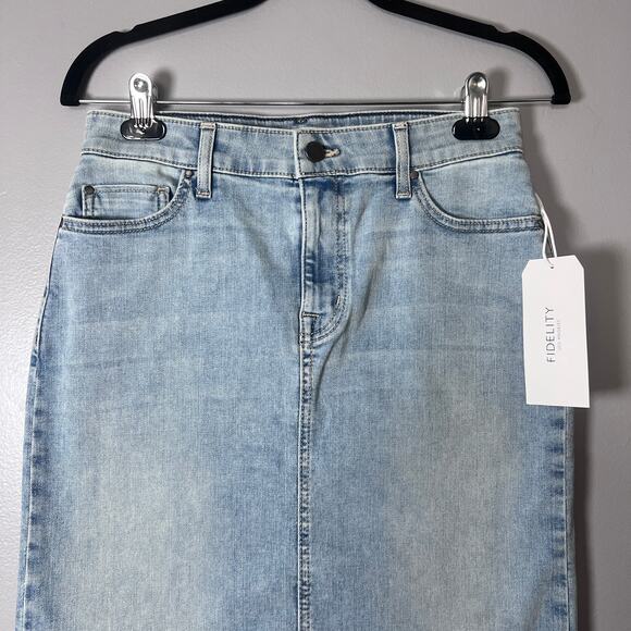 Fidelity Denim Kate Skirt Women’s Pencil Jean Blue Light Wash Size 27 NWT $188 - Picture 8 of 9